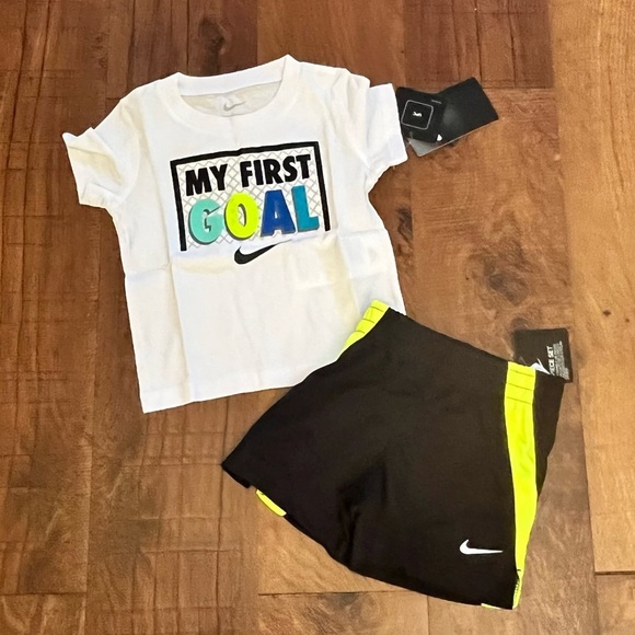 NWT Nike 2 piece baby toddler outfit 12 months SS T-shirt shorts goal - Picture 1 of 7